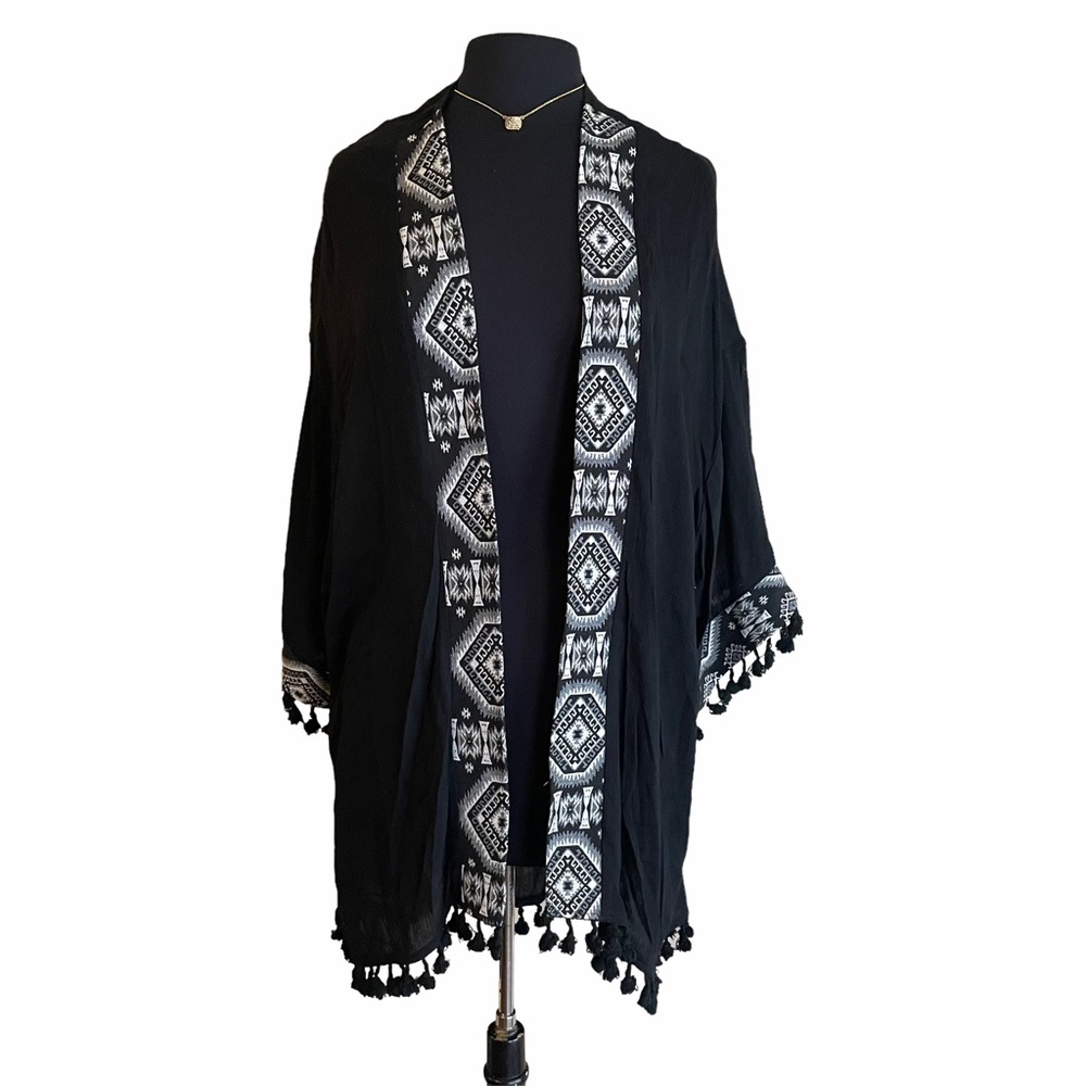 Umgee Black Gray White Tribal Embroidered Fringe Open Kimono Boho Top